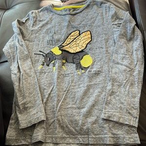 Long sleeve bee Mini Boden shirt size 8/9